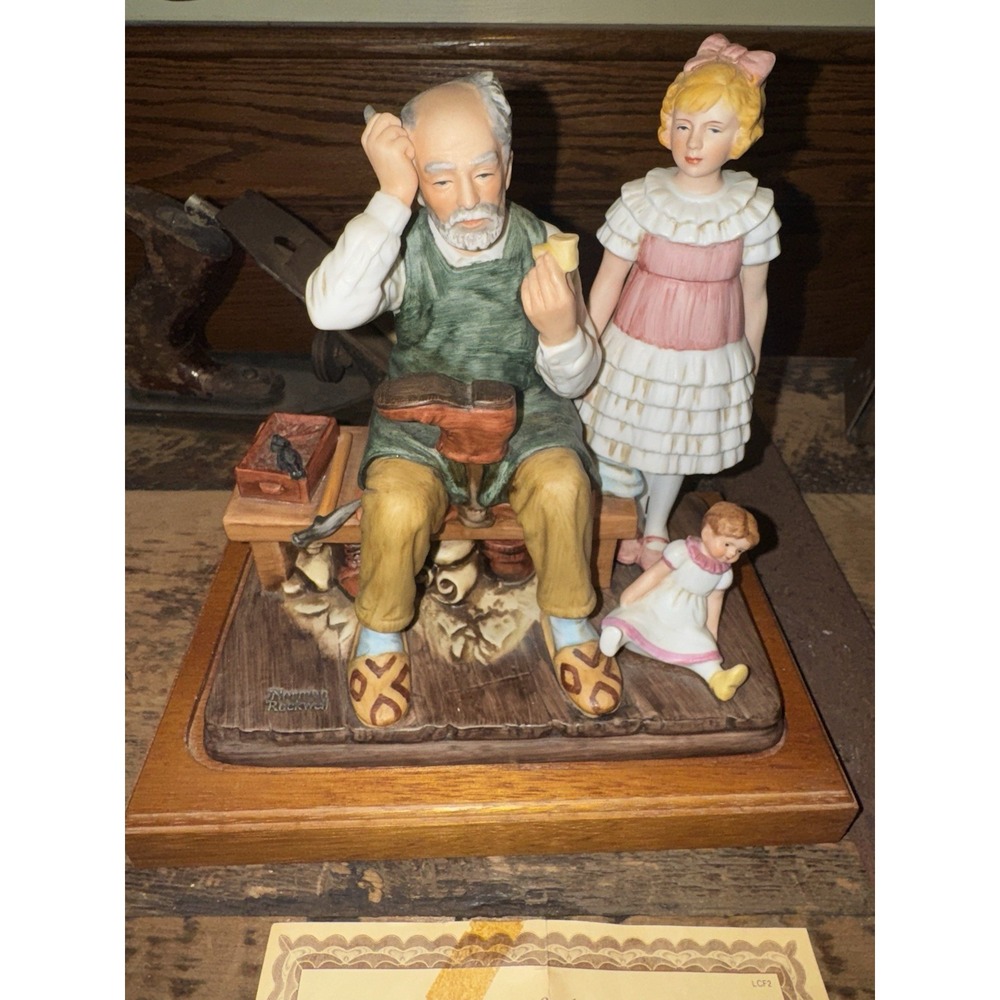 Norman Rockwell Authentic Figurine Americana Limited Edition "The Cobbler" 1981.
